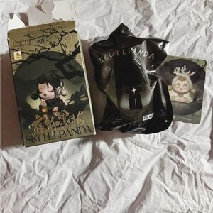 POP MART SKULLPANDA The Ink Plum Blossom series figure, “The Root”